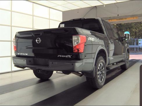 Used 2017 Nissan Titan PRO-4X image 2