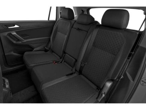 Used 2021 Volkswagen Tiguan S FWD image 13