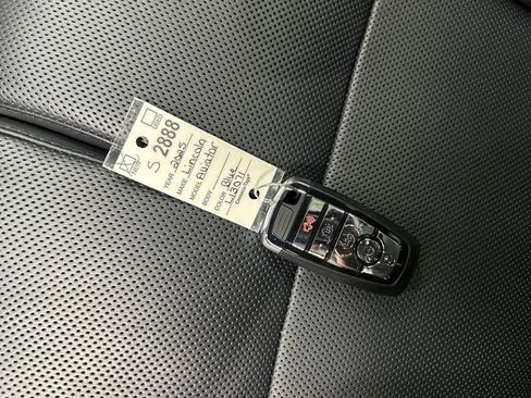 New 2025 Lincoln Aviator Reserve w/ Equipment Group 201A image 30