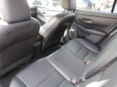 Used 2024 Nissan Sentra SR w/ SR Premium Package image 19