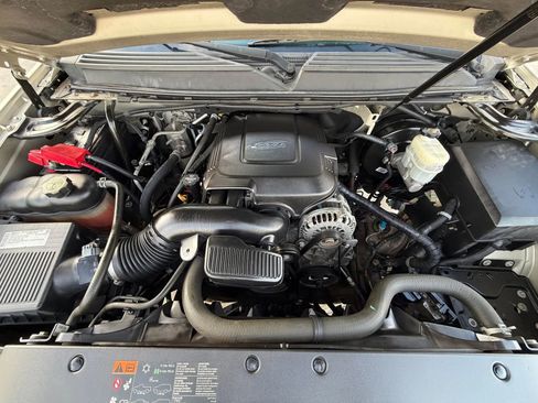 Used 2013 Chevrolet Tahoe LTZ image 34