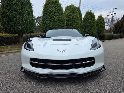 Used 2017 Chevrolet Corvette Stingray Coupe image 8