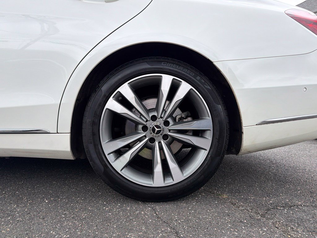 Used 2020 Mercedes-Benz S 560 4MATIC Sedan image 7
