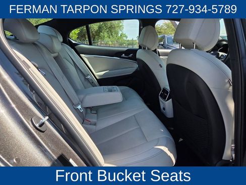 Used 2025 Genesis G70 2.5T RWD image 20