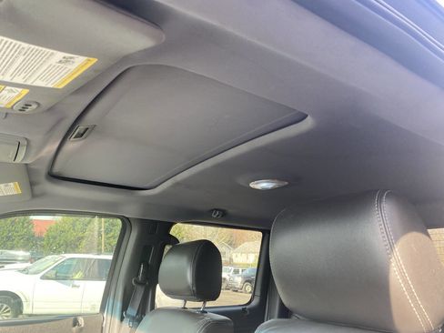 Used 2014 Ford F150 Lariat w/ Equipment Group 502A Luxury image 14