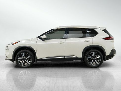 Used 2023 Nissan Rogue Platinum AWD/4WD image 2