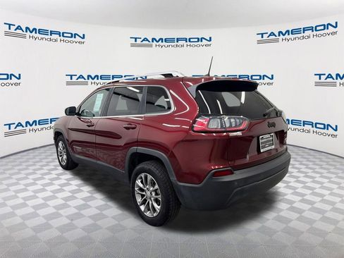Used 2019 Jeep Cherokee Latitude Plus w/ Comfort/Convenience Group FWD image 3