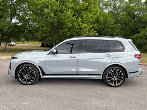 Used 2025 BMW X7 xDrive40i w/ M Sport Package AWD/4WD image 7