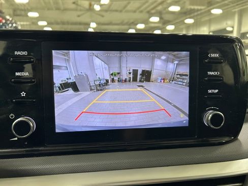 Used 2023 Kia K5 LXS image 19