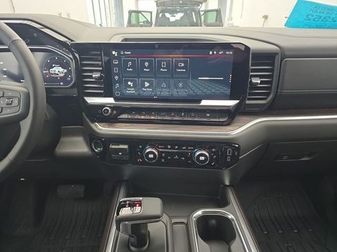 New 2026 GMC Sierra 1500 SLT w/ SLT Premium Plus Package image 17