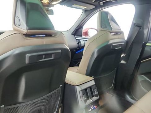 Used 2025 BMW X3 xDrive30i image 31