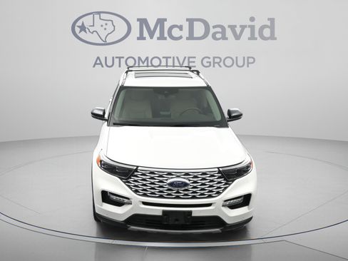 Used 2020 Ford Explorer Platinum w/ Premium Technology Package AWD/4WD image 35