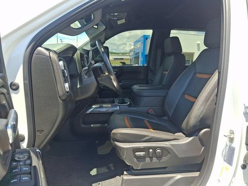 Used 2022 GMC Sierra 2500 AT4 w/ Gooseneck/5TH Wheel Package AWD/4WD image 13