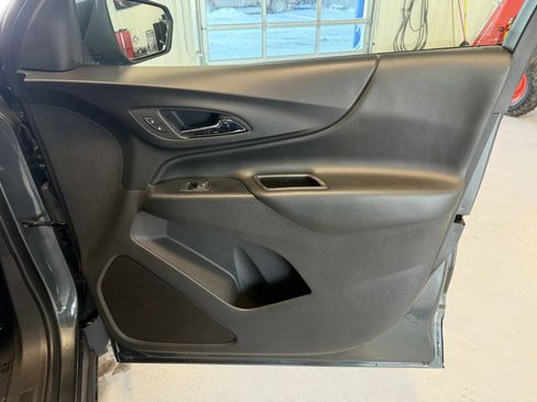 Used 2019 Chevrolet Equinox LT image 24