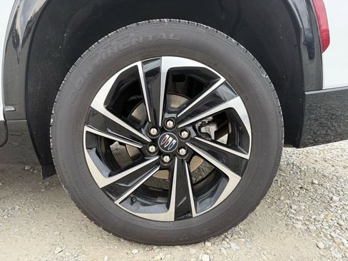 Used 2025 Buick Enclave Sport Touring image 14