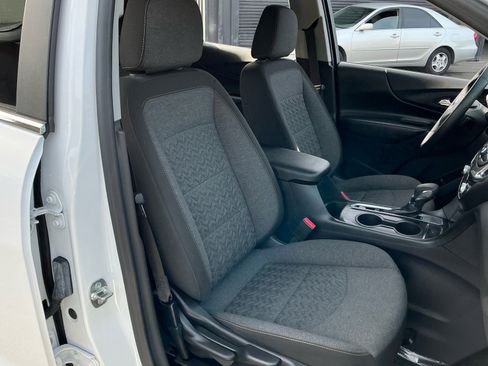 Used 2024 Chevrolet Equinox LT image 22