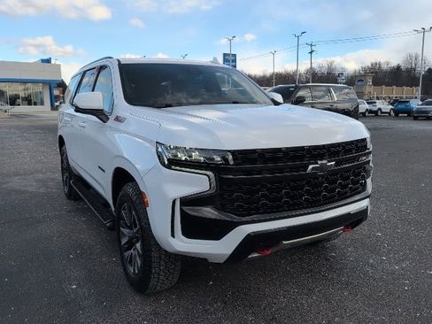 Used 2023 Chevrolet Tahoe Z71 w/ Luxury Package image 9