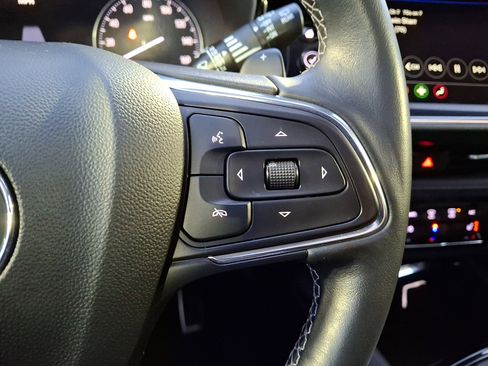 Certified 2023 Buick Envision Essence w/ Sport Touring Package image 21