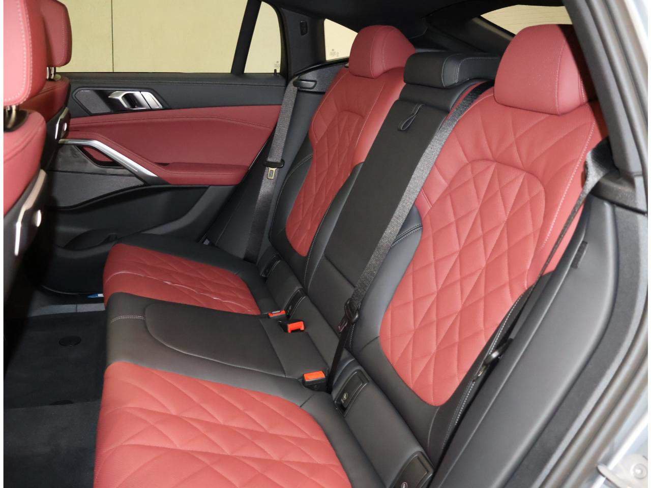 New 2027 BMW X6 xDrive40i AWD/4WD image 17