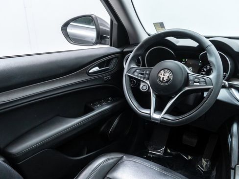 Used 2018 Alfa Romeo Stelvio Ti AWD/4WD image 21