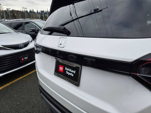 Used 2024 Honda Pilot Elite image 17