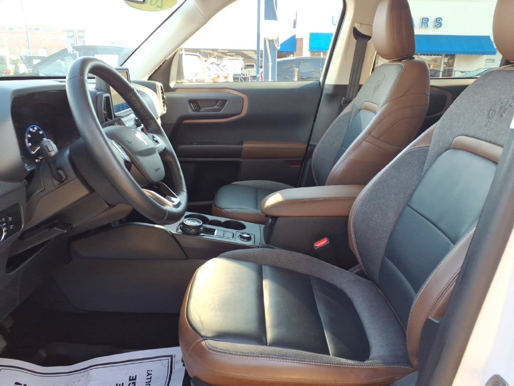 Certified 2023 Ford Bronco Sport Outer Banks w/ Tech Package AWD/4WD image 14