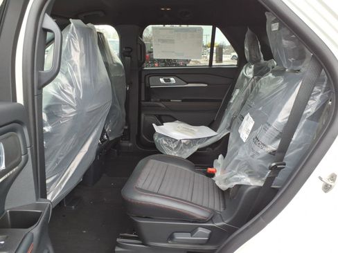 New 2026 Ford Explorer ST-Line image 6