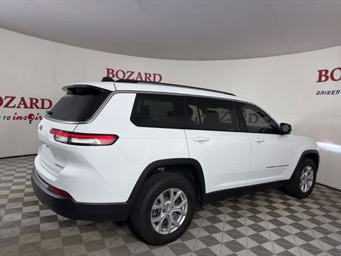 Used 2023 Jeep Grand Cherokee L Limited w/ Luxury Tech Group II RWD image 9