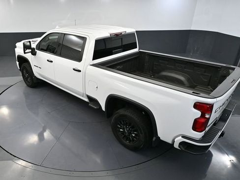 Used 2024 Chevrolet Silverado 2500 LTZ w/ LTZ Plus Package image 63