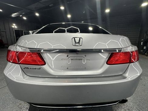Used 2013 Honda Accord LX image 4