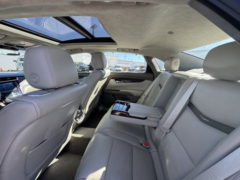 Used 2016 Cadillac XTS Platinum image 2