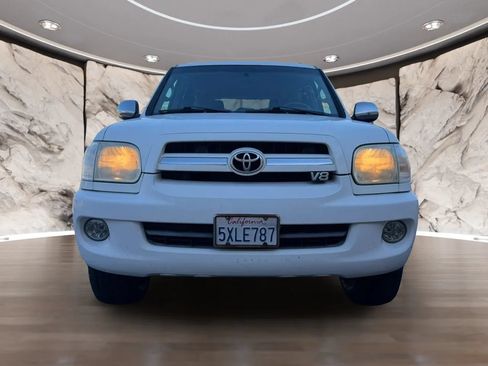 Used 2007 Toyota Sequoia Limited RWD image 2