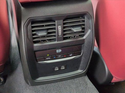 Used 2024 BMW M340i w/ Premium Package image 18