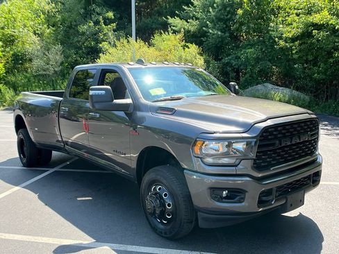 Used 2024 RAM 3500 Big Horn w/ Night Edition AWD/4WD image 7