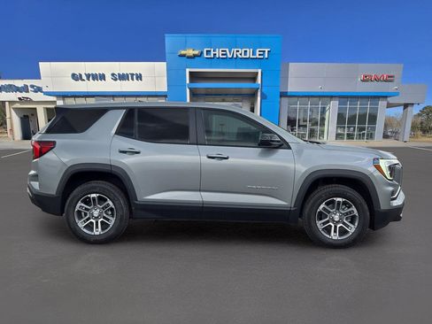 Used 2025 GMC Terrain Elevation image 4