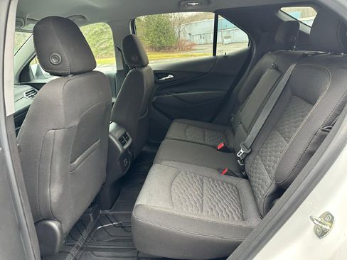 Used 2020 Chevrolet Equinox LT image 34