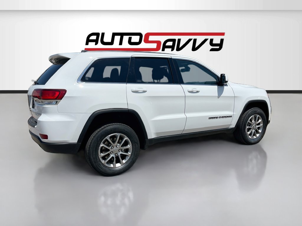 Used 2022 Jeep Grand Cherokee Laredo E AWD/4WD image 7