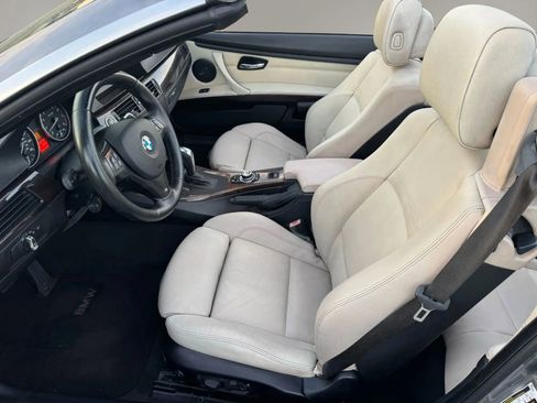 Used 2011 BMW 335i Convertible RWD image 16