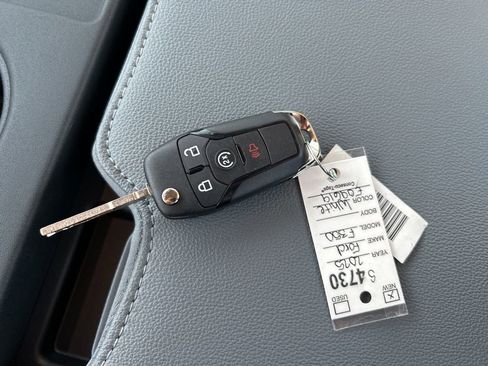 New 2025 Ford F350 XL w/ XL Chrome Package image 23