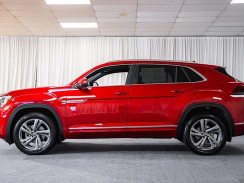 Used 2024 Volkswagen Atlas Cross Sport SEL R-Line AWD/4WD image 5