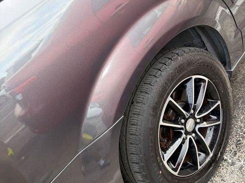 Used 2017 Dodge Grand Caravan GT FWD image 24