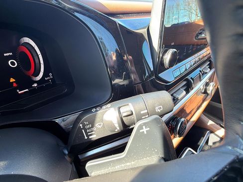 Used 2023 Nissan Pathfinder Platinum w/ Cargo Package image 48