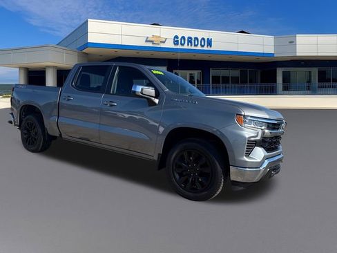 Used 2023 Chevrolet Silverado 1500 LT AWD/4WD image 8