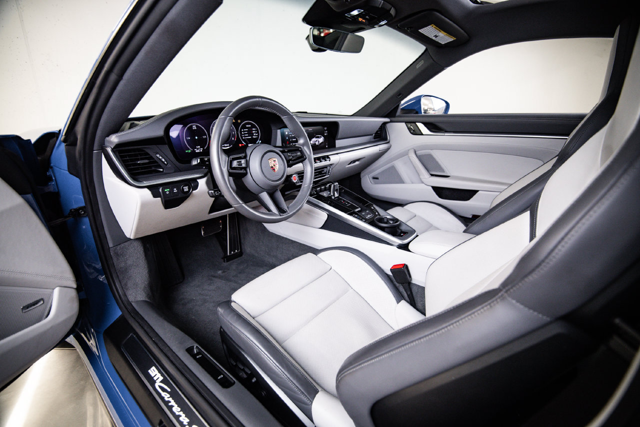 Certified 2025 Porsche 911 Carrera S RWD image 4
