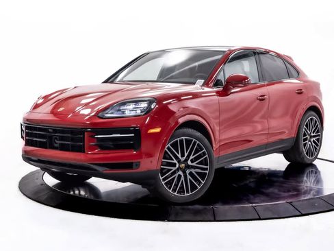 Certified 2025 Porsche Cayenne Coupe AWD/4WD image 1