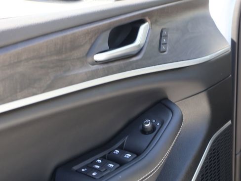 New 2026 Jeep Grand Cherokee L Limited image 23