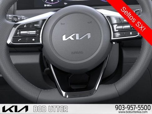 New 2026 Kia Seltos SX image 22