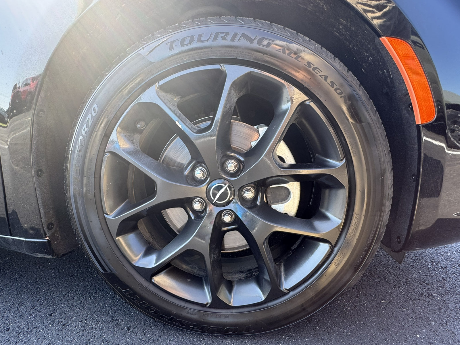 Used 2025 Chrysler Pacifica Limited FWD image 15