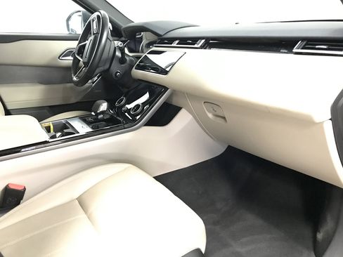 Used 2023 Land Rover Range Rover Velar S image 11