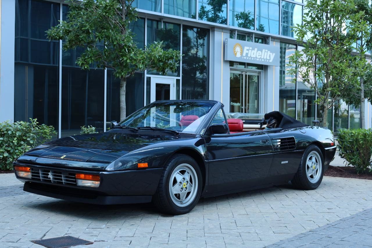 Used 1989 Ferrari Mondial T Cabriolet RWD image 86